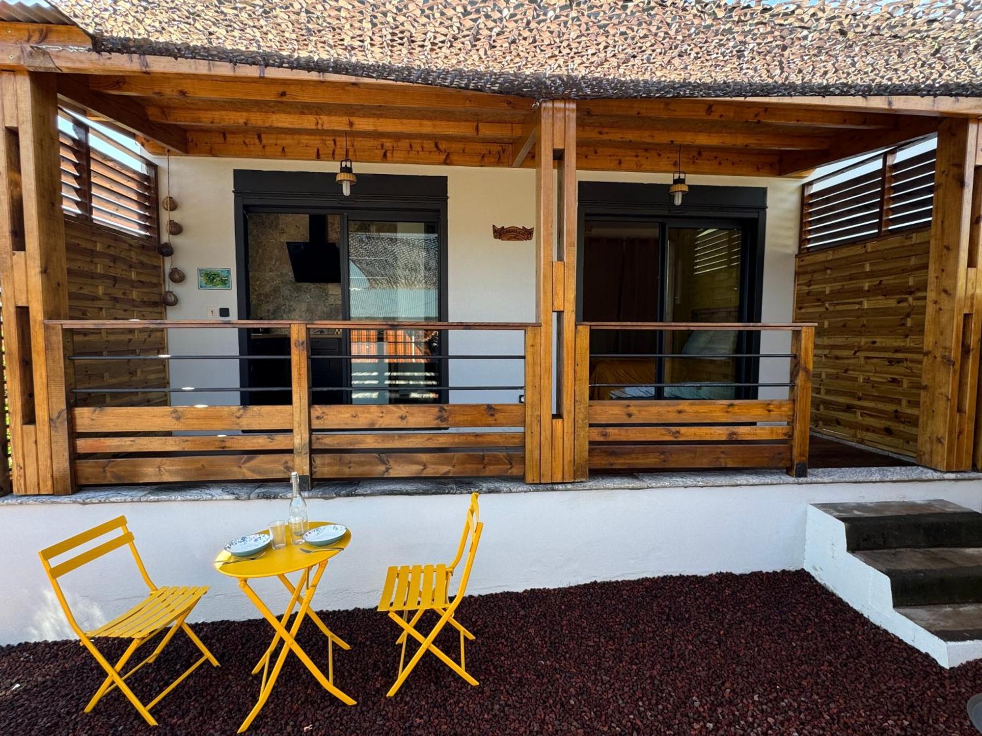 Le Studio Leva La-Plaine-des-Palmistes Exteriör bild